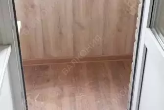 Холодное остекление балкона с отделкой