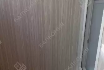 Отделка балкона с утеплением в квартире с подсветкой