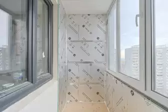 Отделка гибким мрамором балкона Утюжок