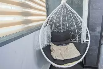 Обшивка широкоформатным ламинатом с утеплением