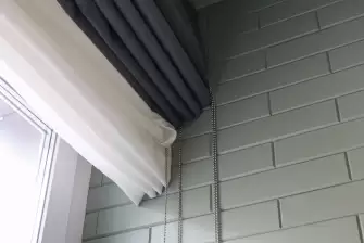 Комбинированная обшивка балкона в Москве