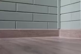 Остекление и отделка балкона Сапожок