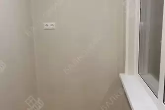 Остекление балкона и балконного блока профилем Рехау 60 и отделка панелями ПВХ